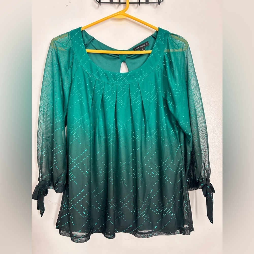 Nice Green Top ✨